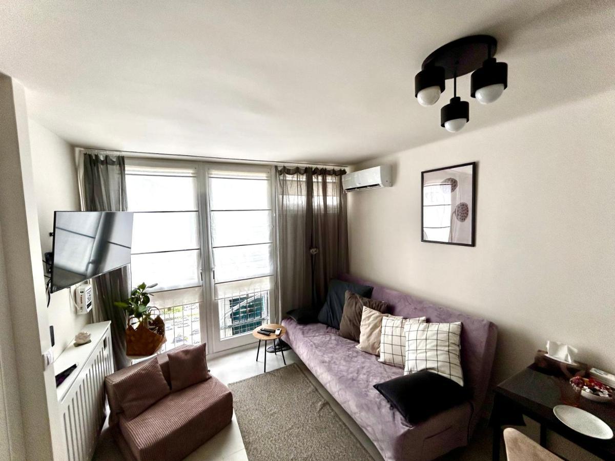 Sky Apartment Comfy Suite Pereca Warsaw Exterior photo